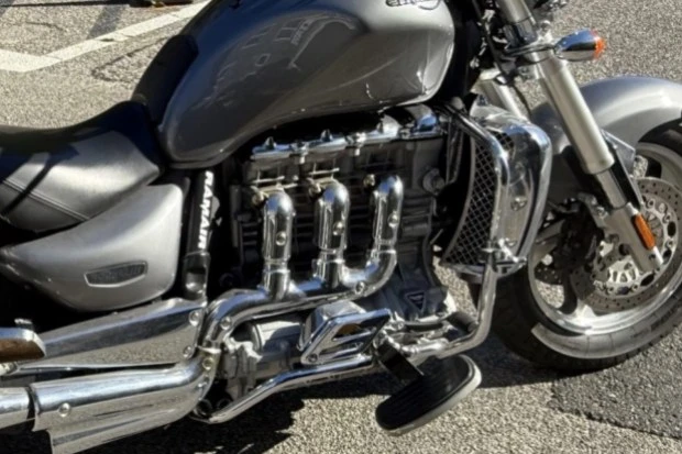 2005 Triumph - Image 5 of 7