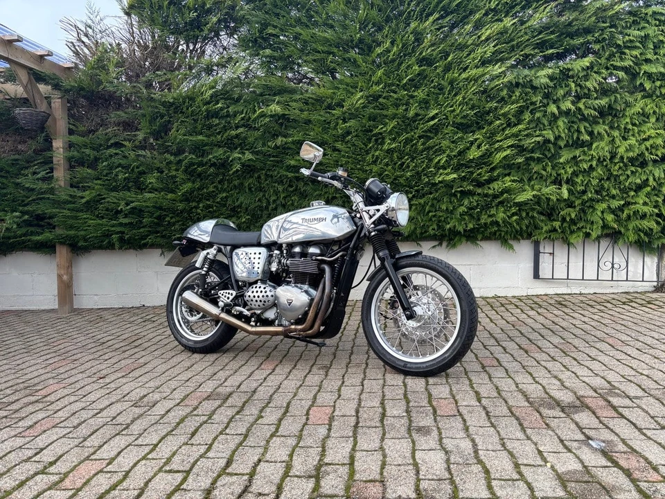 2005 Triumph Thruxton - Image 16 of 30