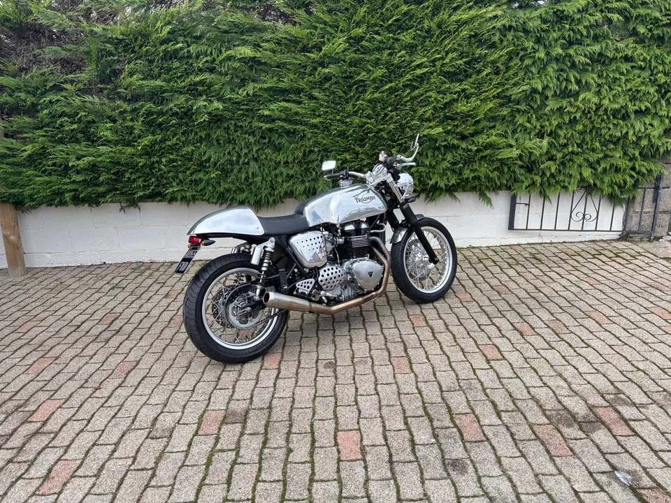 2005 Triumph Thruxton - Image 14 of 30