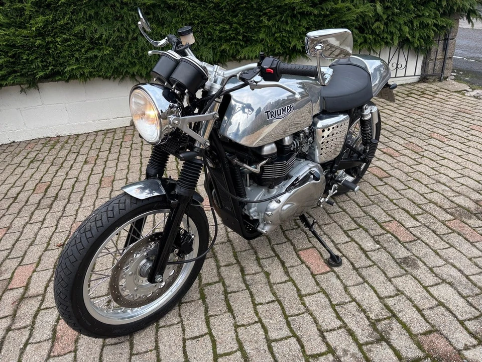 2005 Triumph Thruxton - Image 4 of 30