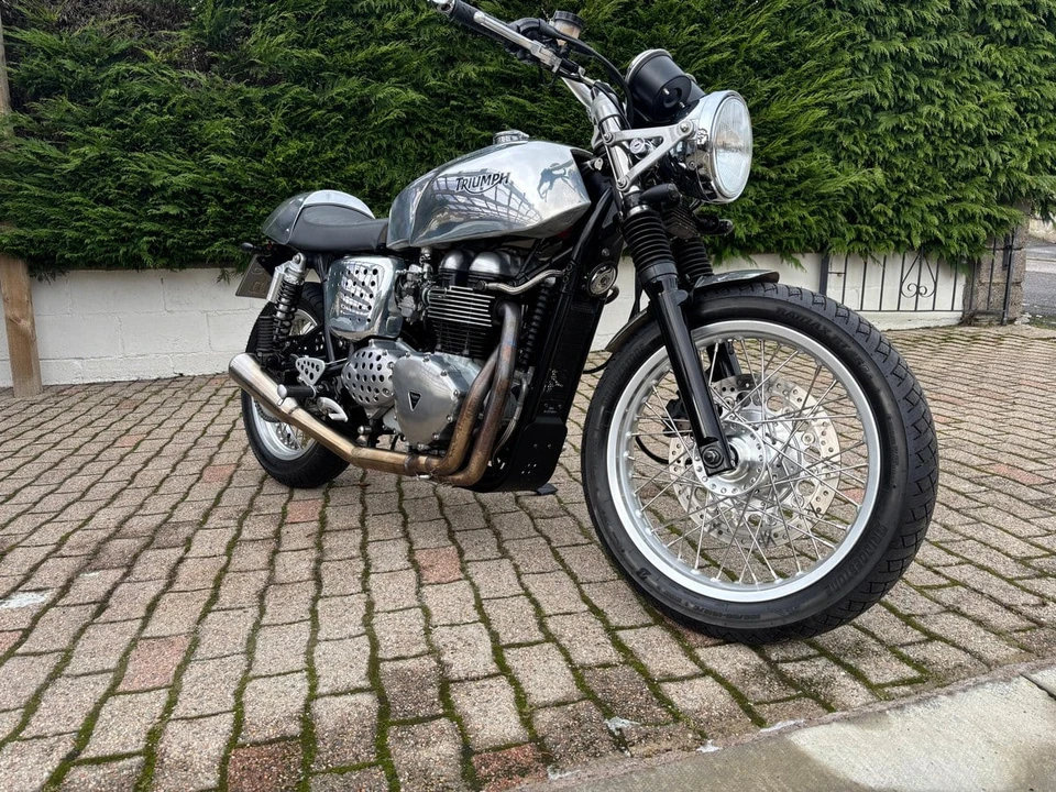 2005 Triumph Thruxton - Image 2 of 30