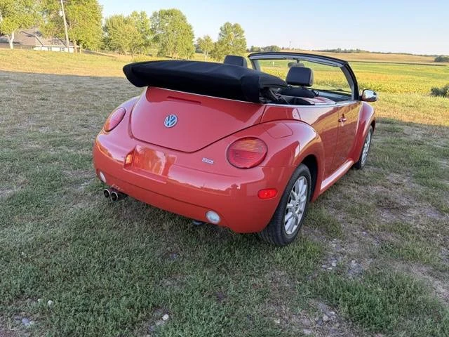 2005 Volkswagen New Beetle - Image 16 of 18