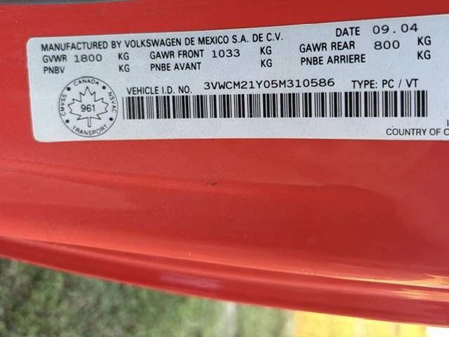 2005 Volkswagen New Beetle - Image 14 of 18
