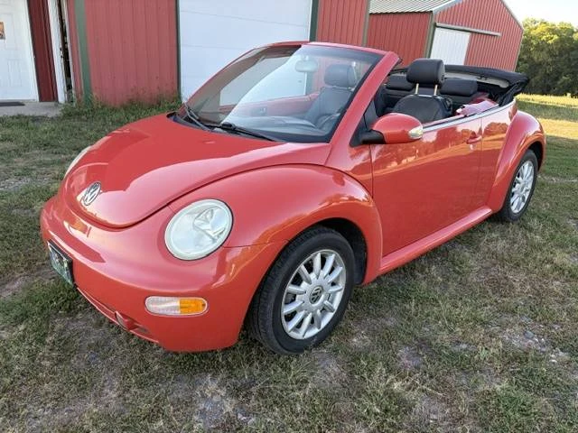 2005 Volkswagen New Beetle - Image 17 of 18