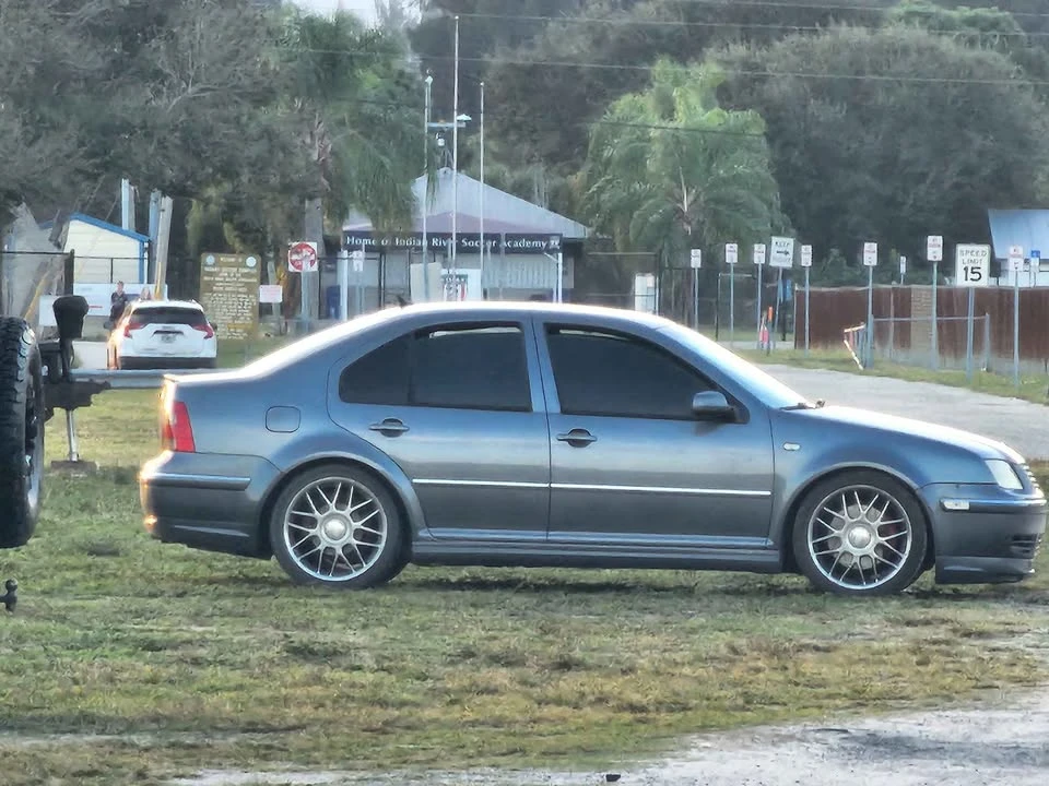 2005 Volkswagen A4 Jetta - Image 4 of 10