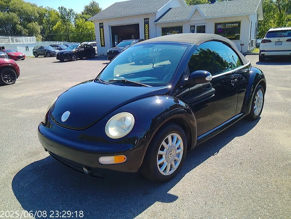 2005 Volkswagen New Beetle - Image 8 of 20