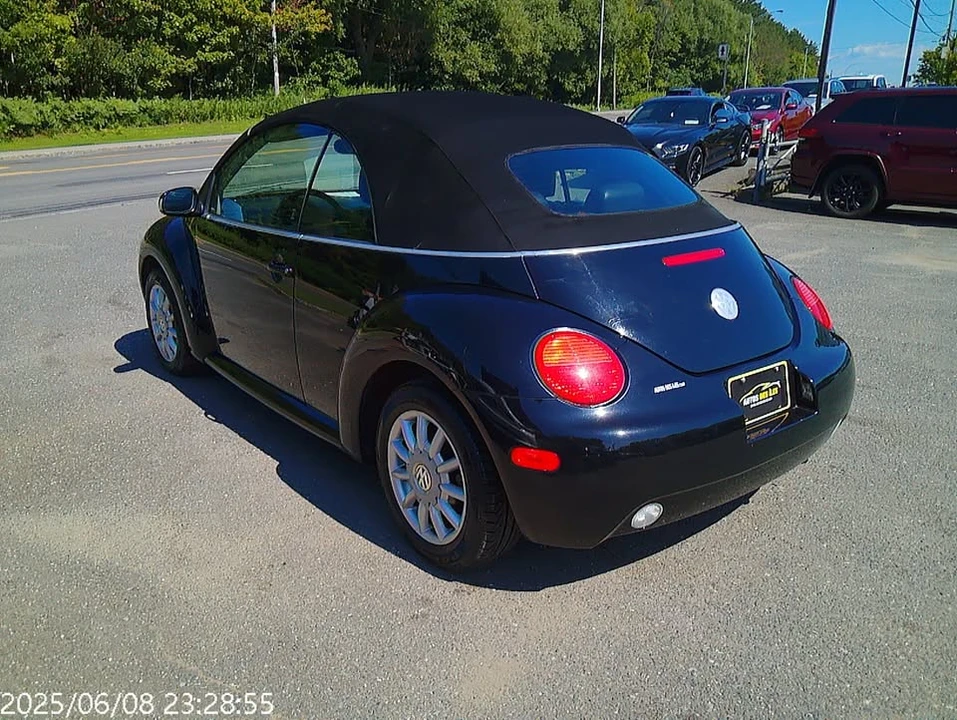 2005 Volkswagen New Beetle - Image 7 of 20