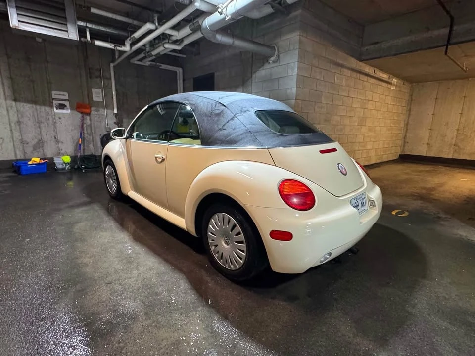2005 Volkswagen Beetle - Image 3 of 3