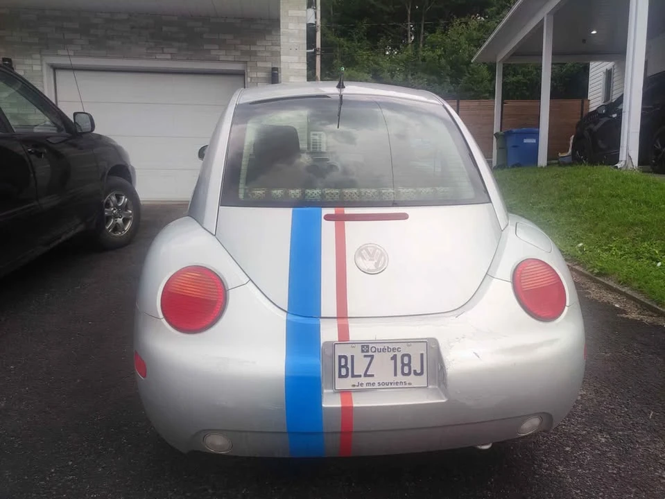 2005 Volkswagen New Beetle - Image 7 of 8