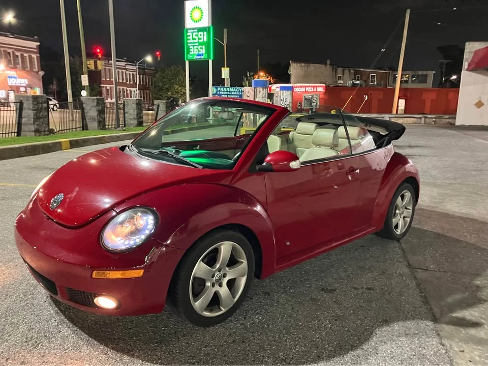 2005 Volkswagen New Beetle - Image 5 of 12