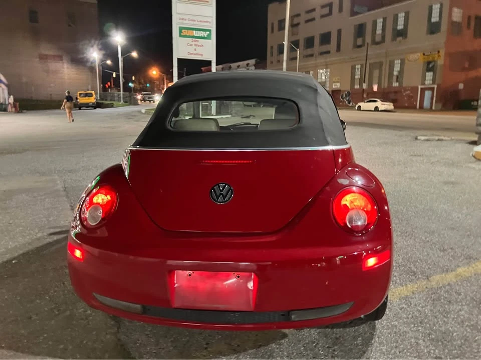 2005 Volkswagen New Beetle - Image 12 of 12