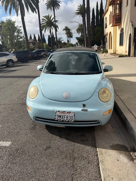 2005 Volkswagen New Beetle - Image 17 of 19