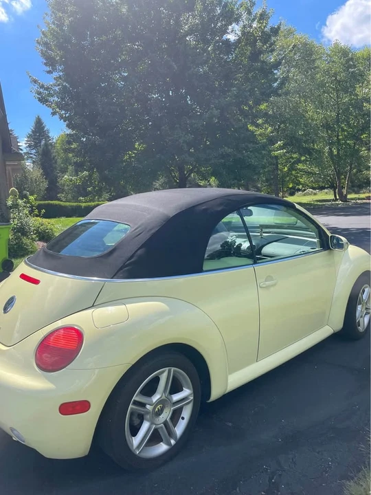 2005 Volkswagen New Beetle - Image 3 of 17