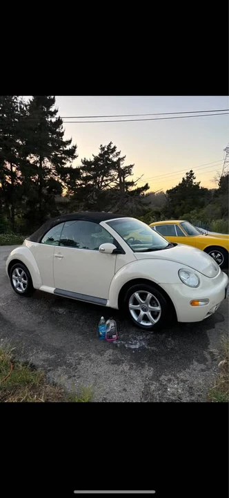 2005 Volkswagen New Beetle - Image 3 of 3