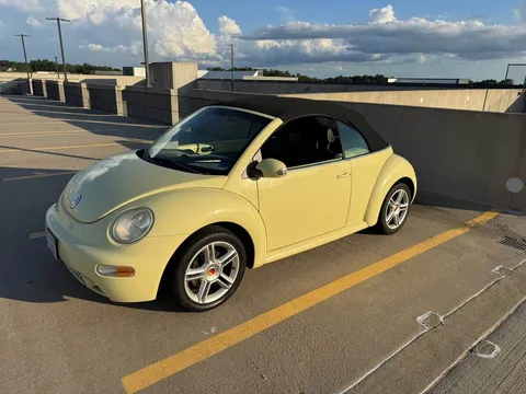 2005 Volkswagen Beetle 1.8T Convertible 2D