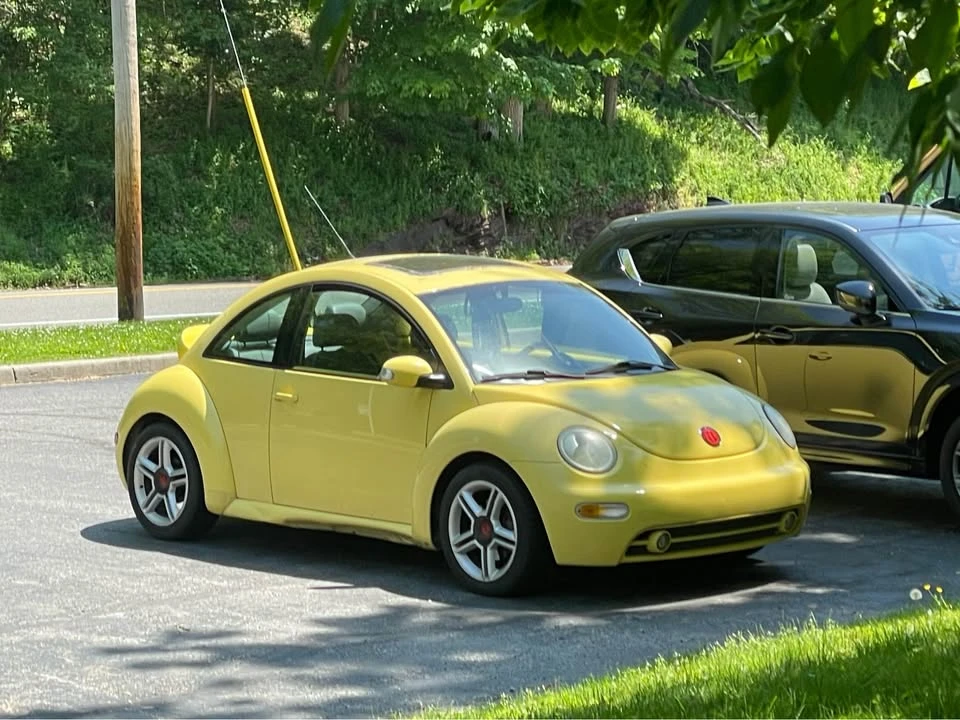 2005 Volkswagen New Beetle - Image 6 of 6