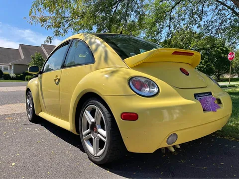 2005 Volkswagen Beetle 1.8T Hatchback 2D