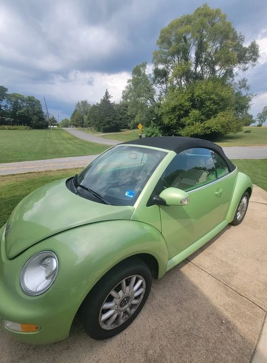 2005 Volkswagen New Beetle - Image 3 of 5