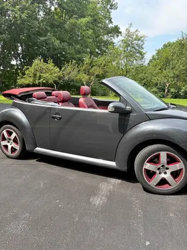 2005 Volkswagen Beetle 2.0T Coast Convertible 2D