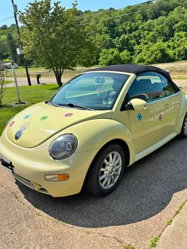 2005 Volkswagen Beetle 2.0T Final Edition SEL Convertible 2D