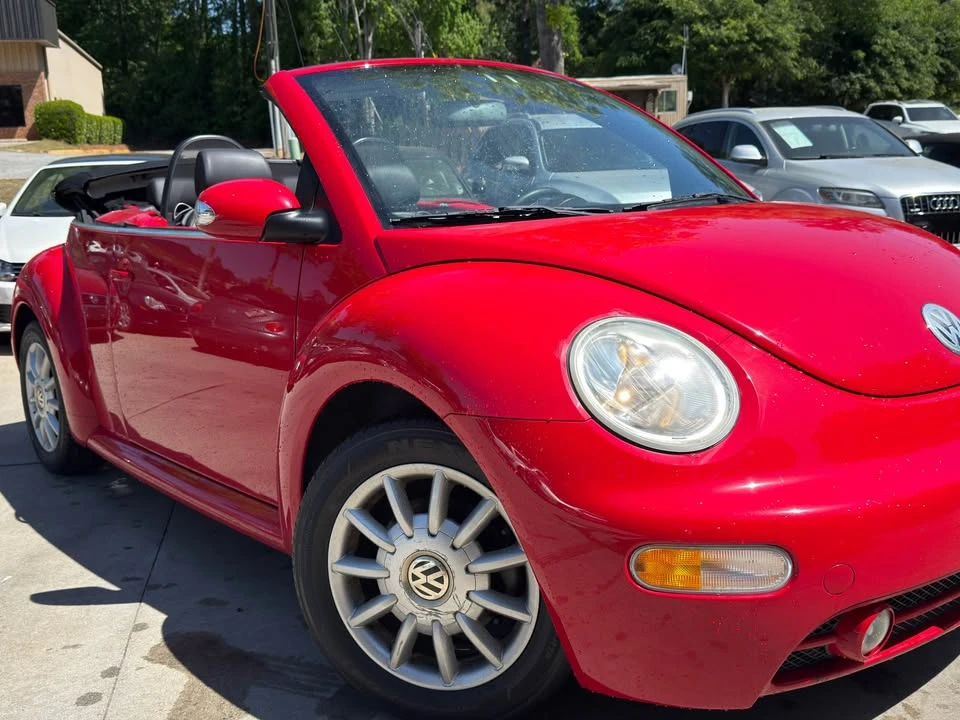 2005 Volkswagen New Beetle - Image 2 of 20