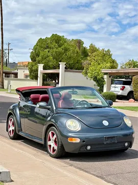 2005 Volkswagen Beetle 2.0T Final Edition SEL Convertible 2D