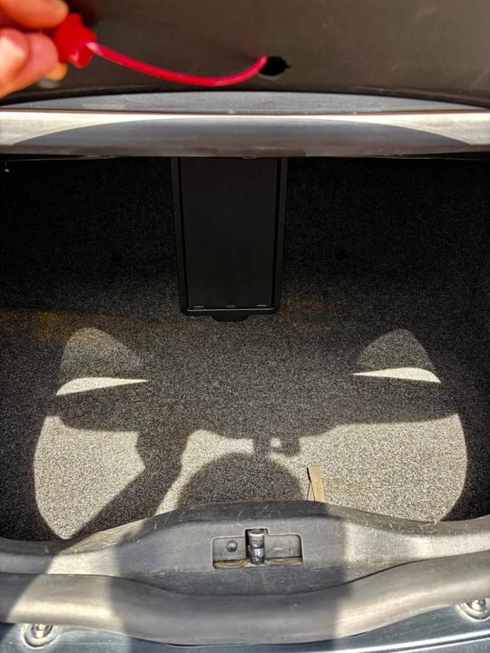 2005 Volkswagen New Beetle - Image 16 of 16