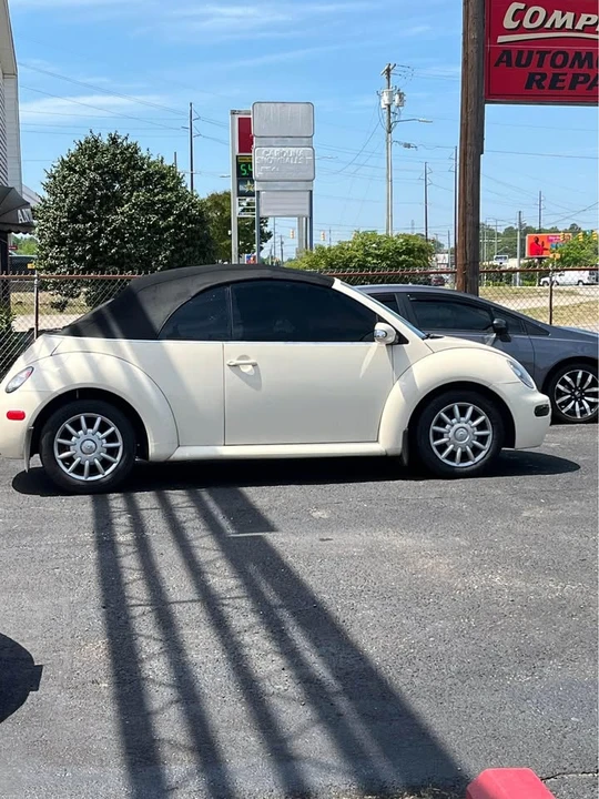 2005 Volkswagen New Beetle - Image 3 of 3