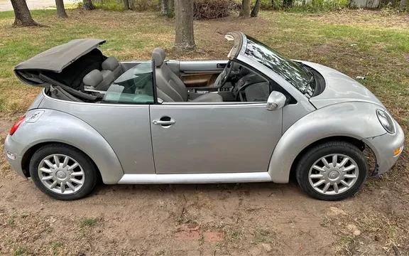 2005 Volkswagen Beetle 2.0T S Convertible