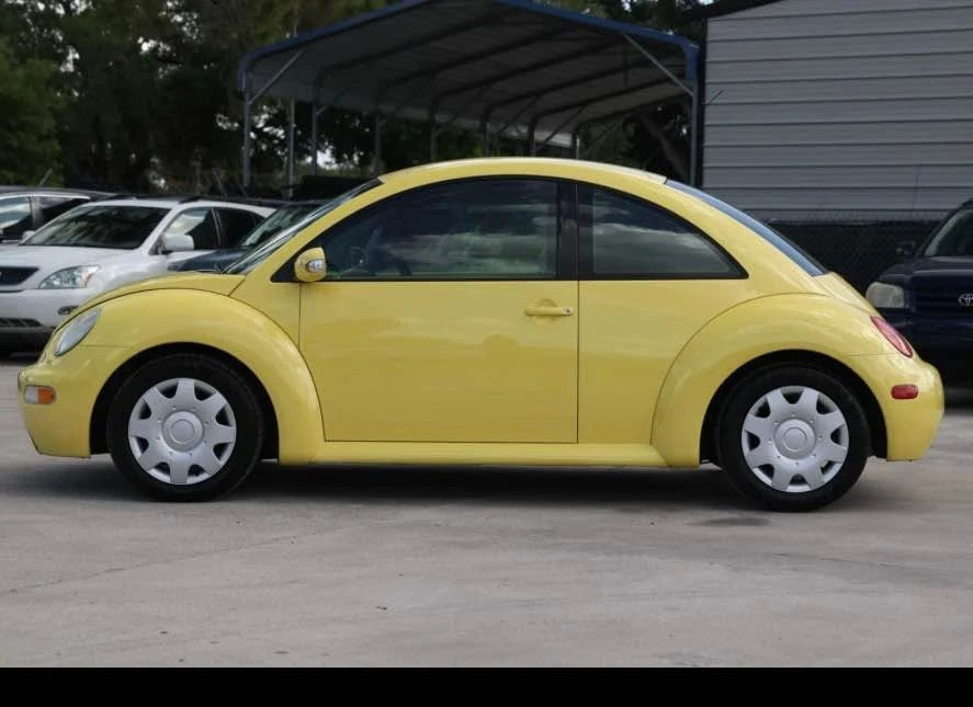 2005 Volkswagen New Beetle - Image 3 of 17