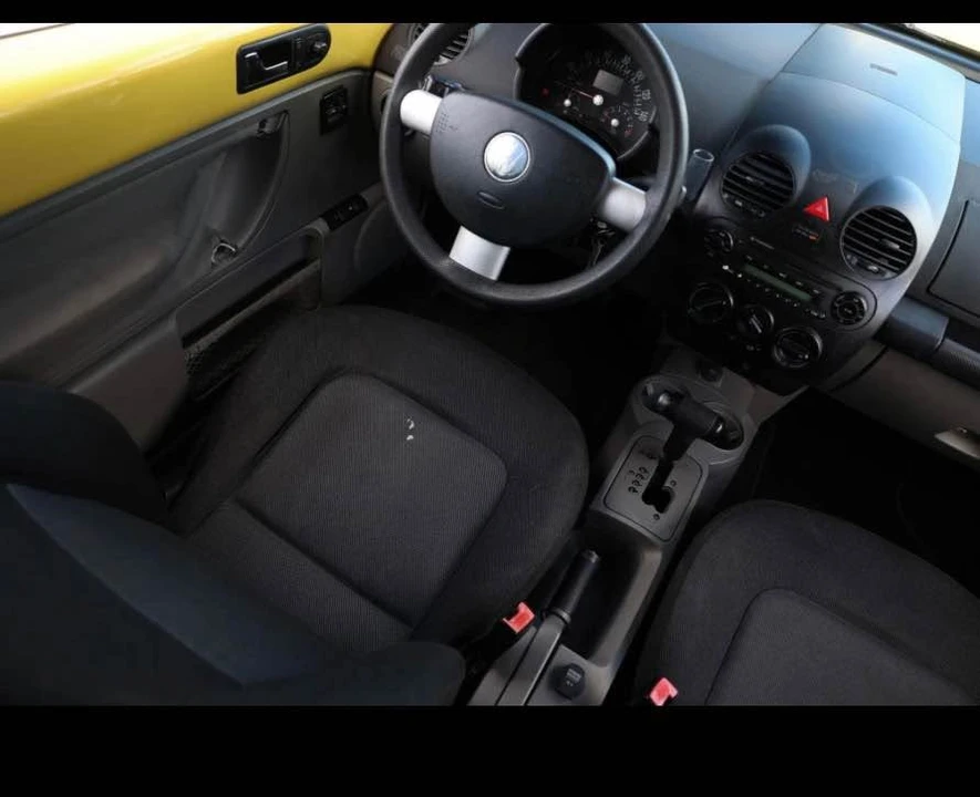 2005 Volkswagen New Beetle - Image 14 of 17