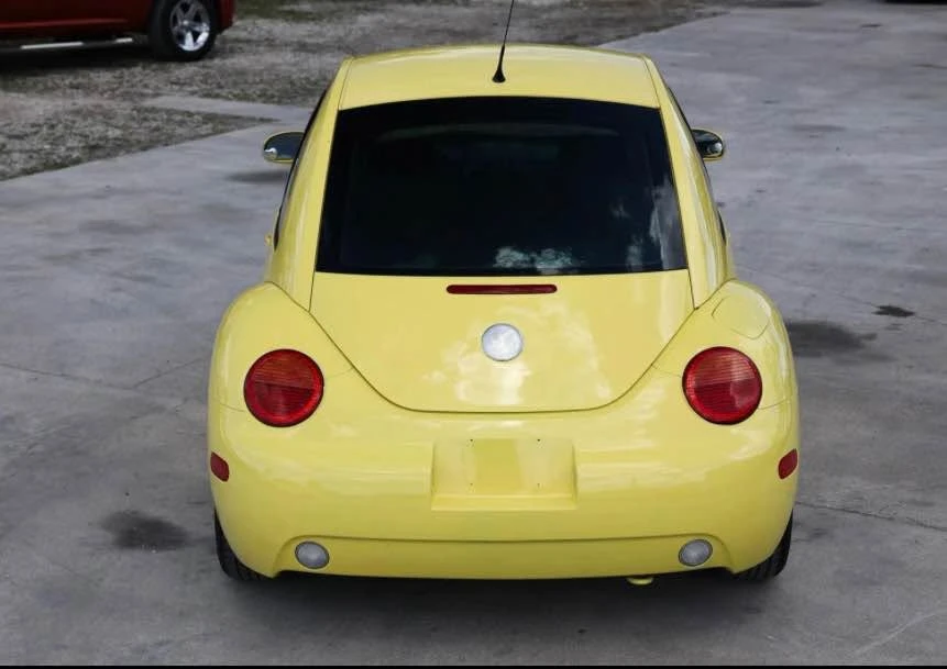2005 Volkswagen New Beetle - Image 6 of 17