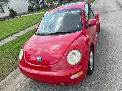 2005 Volkswagen Beetle 2.0T S Hatchback 2D