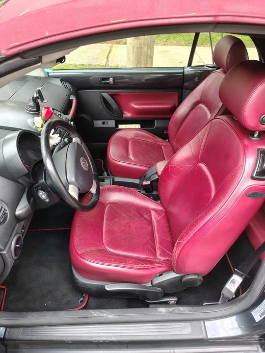 2005 Volkswagen New Beetle - Image 3 of 7