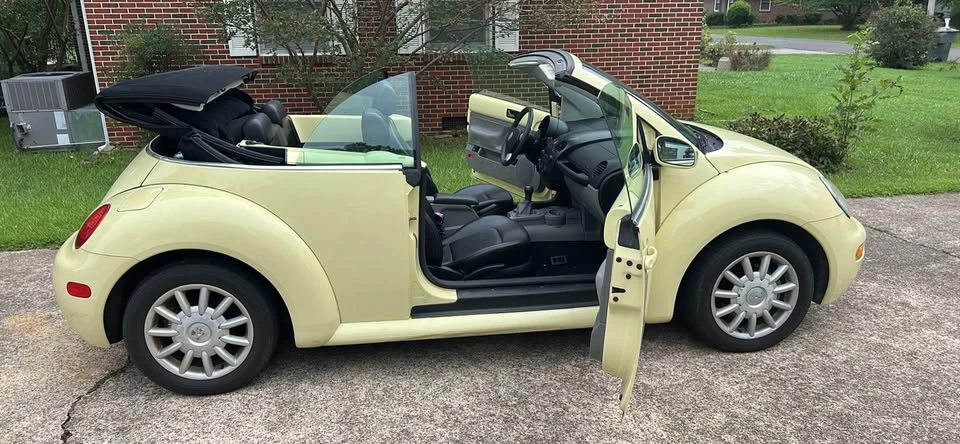2005 Volkswagen New Beetle - Image 7 of 7
