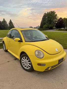 2005 Volkswagen Beetle 2.0T SE Hatchback 2D