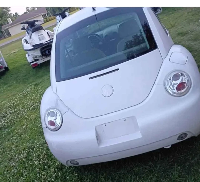 2005 Volkswagen New Beetle - Image 4 of 6