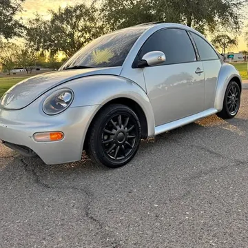 2005 Volkswagen Beetle 2.0T Turbo Hatchback
