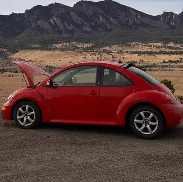 2005 Volkswagen Beetle 2.0T Turbo Hatchback 2D