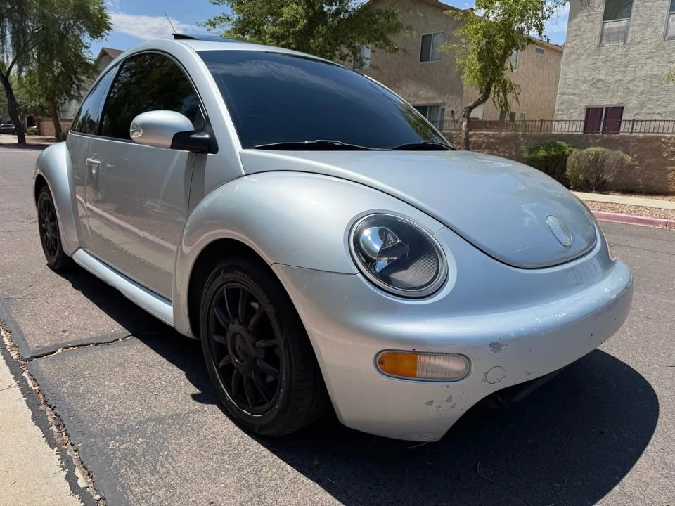 2005 Volkswagen New Beetle - Image 4 of 10