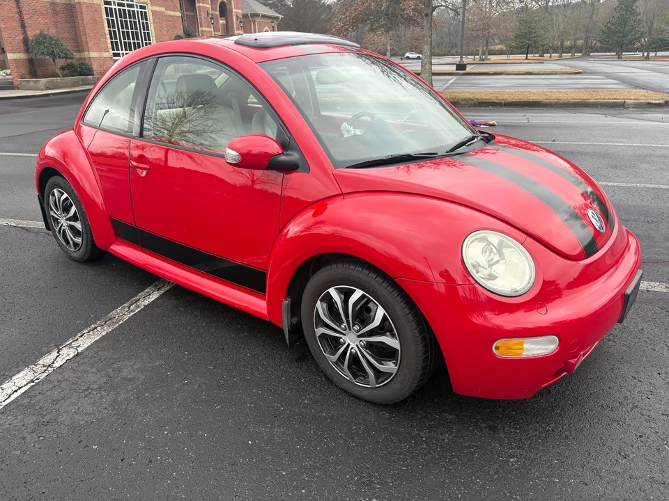 2005 Volkswagen New Beetle - Image 4 of 11