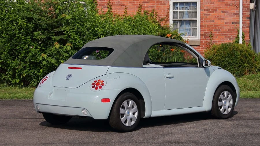 2005 Volkswagen New Beetle - Image 3 of 12
