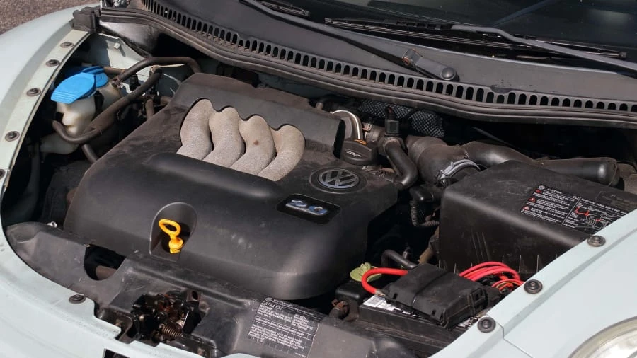 2005 Volkswagen New Beetle - Image 6 of 12