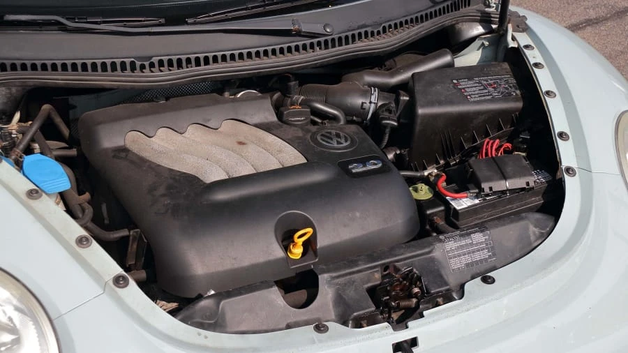 2005 Volkswagen New Beetle - Image 7 of 12