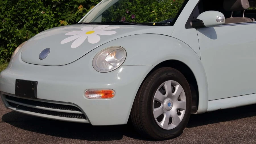 2005 Volkswagen New Beetle - Image 11 of 12