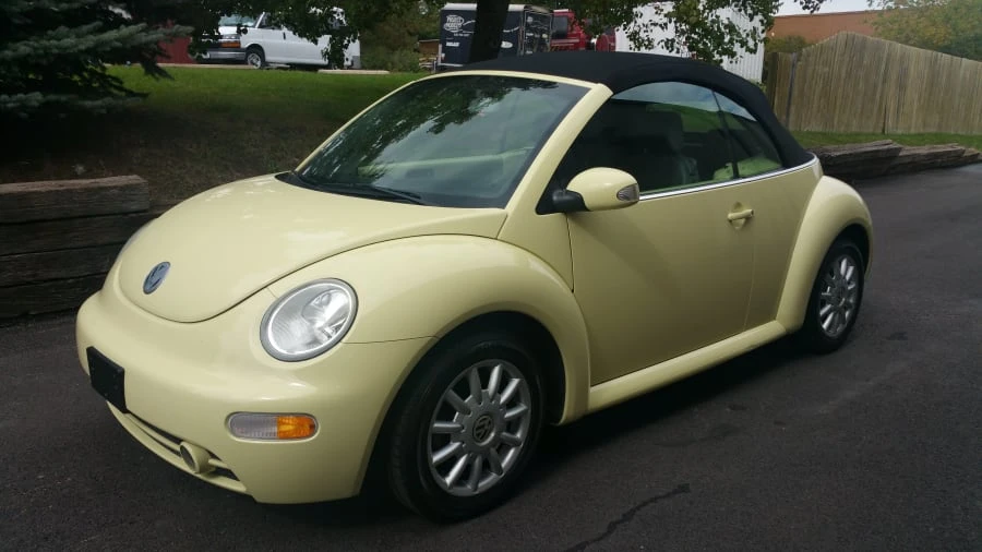 2005 Volkswagen New Beetle - Image 5 of 10