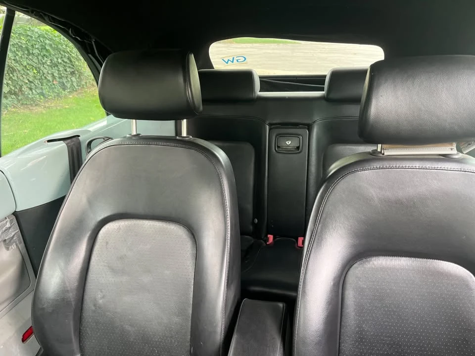 2005 Volkswagen New Beetle - Image 13 of 15
