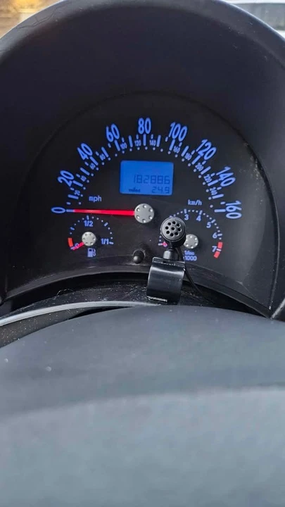 2005 Volkswagen New Beetle - Image 14 of 14