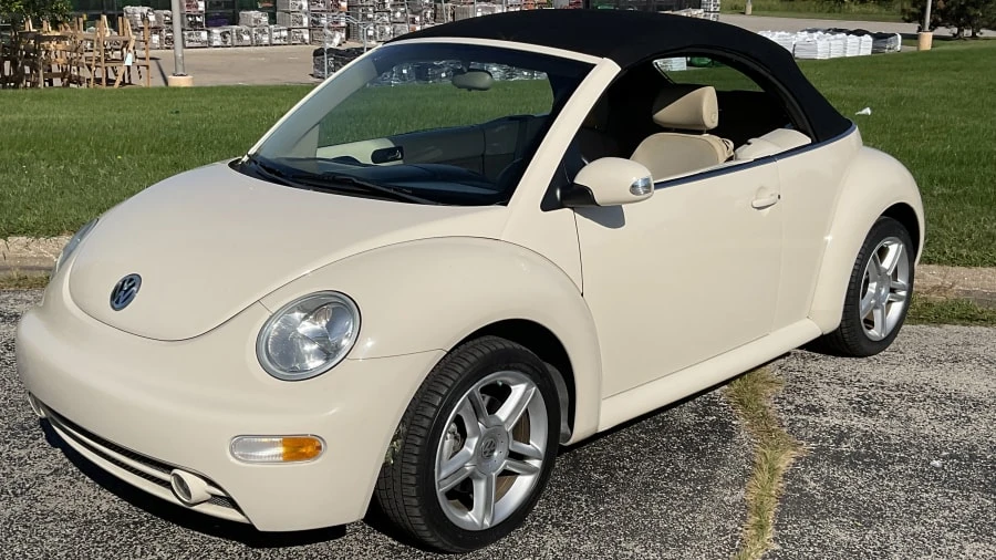 2005 Volkswagen New Beetle - Image 12 of 12