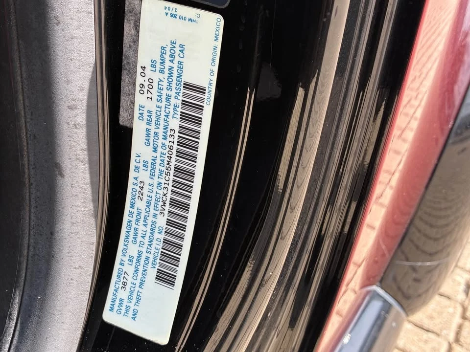 2005 Volkswagen New Beetle - Image 13 of 13